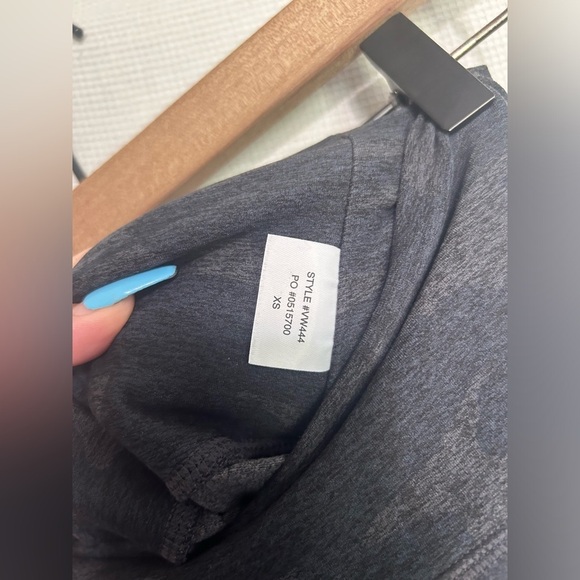 Vuori Womens Gray Camoflauge Elevation Legging 24” Size XS Stretch Gym Yoga Run - Picture 4 of 5